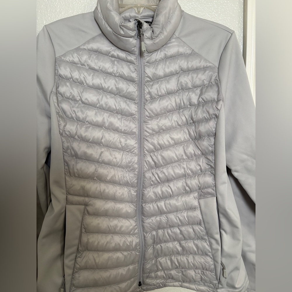32 Degrees Light Gray Quilted Hybrid Puffer Jacket